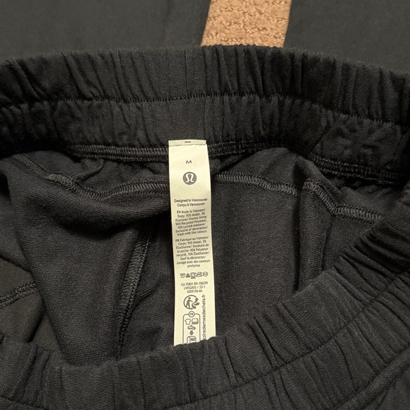 NWOT Lululemon Be Calm Mid-Rise Wideleg Pant - Picture 4 of 4